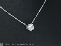 Witgouden collier met een diamant van 0.70 carat - afbeelding 1 van  7