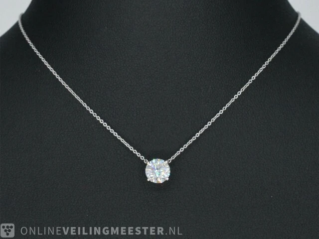 Witgouden collier met een diamant van 0.70 carat - afbeelding 2 van  7