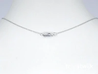 Witgouden collier met multi colour saffieren en diamanten in een rij gezet - afbeelding 4 van  6