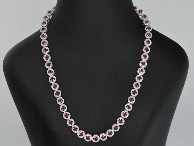 Witgouden collier volledig met witte diamanten en robijnen 15.00 carat - afbeelding 1 van  11