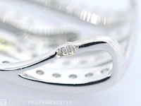 Witgouden design hanger met briljanten diamanten - afbeelding 6 van  7