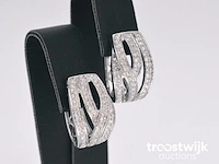 Witgouden design oorbellen met briljanten diamanten - afbeelding 5 van  8