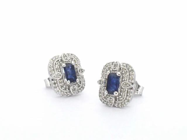 Witgouden design oorbellen met diamanten en saffier - afbeelding 1 van  9