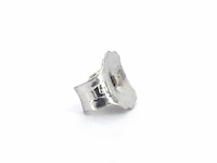 Witgouden design oorbellen met diamanten en saffier - afbeelding 7 van  9