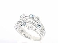 Witgouden design ring met aquamarijn en diamant - afbeelding 5 van  11