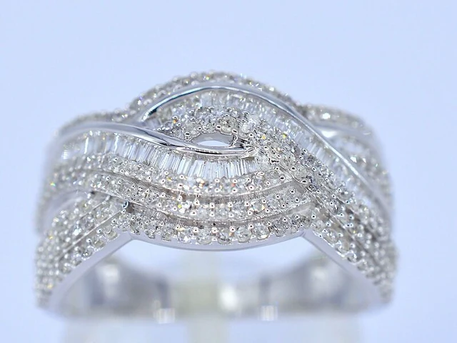 Witgouden design ring met briljanten diamanten - afbeelding 1 van  2