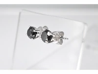 Witgouden diamanten entourage oorbellen met zwarte diamanten - afbeelding 6 van  11