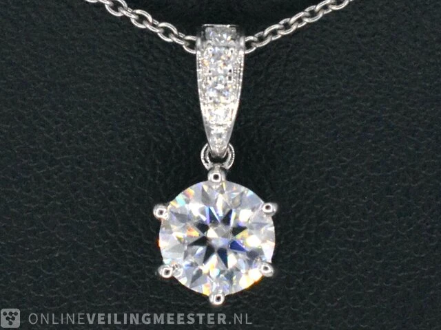 Witgouden diamanten hanger met een gemaakte briljant cut van 1.00 carat - afbeelding 1 van  6