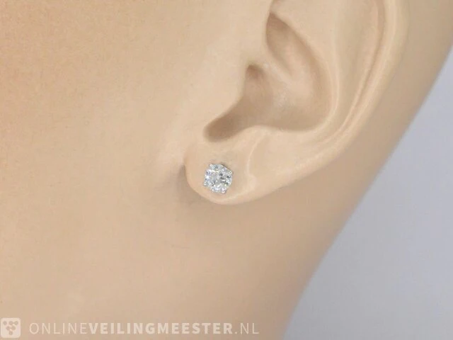 Witgouden diamanten oorbellen van 1.00 carat - afbeelding 2 van  7