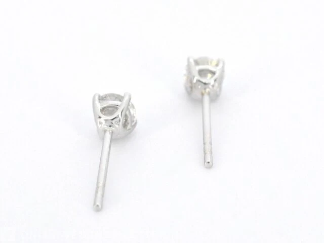 Witgouden diamanten oorbellen van 1.00 carat - afbeelding 5 van  7