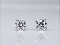 Witgouden diamanten oorbellen van 1.00 carat - afbeelding 1 van  8