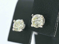 Witgouden diamanten oorbellen van 1.00 carat - afbeelding 3 van  11