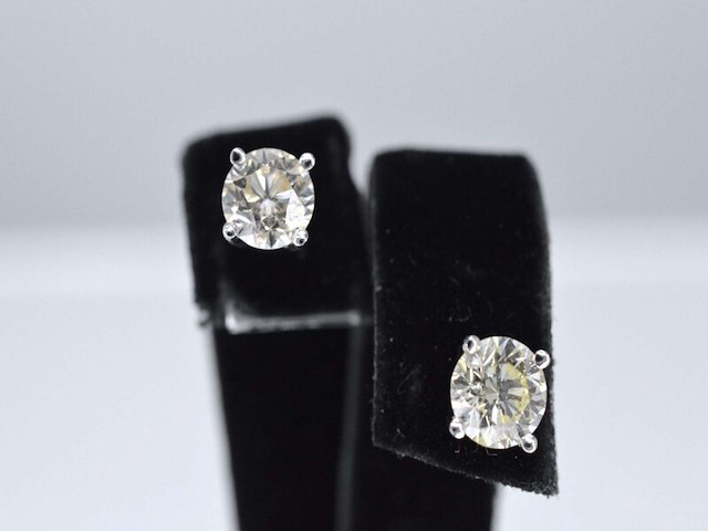Witgouden diamanten oorbellen van 1.00 carat - afbeelding 3 van  6