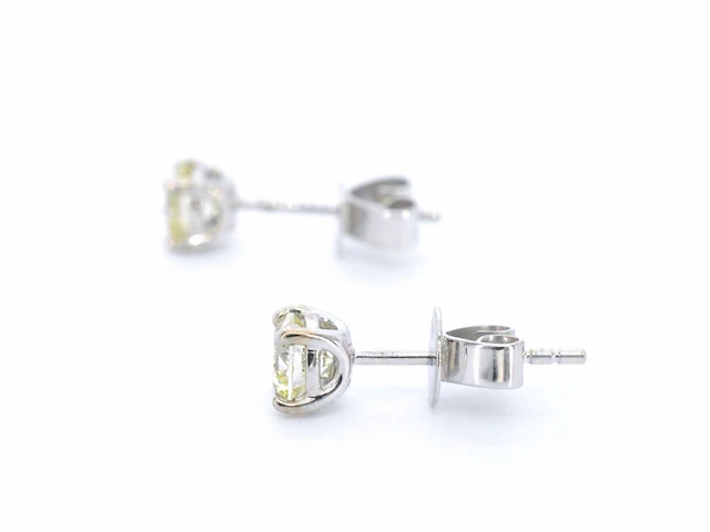 Witgouden diamanten oorbellen van 1.00 carat - afbeelding 6 van  10