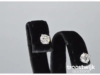 Witgouden diamanten oorbellen van 1.20 carat - afbeelding 3 van  5