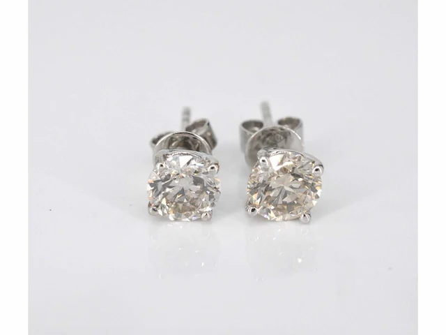Witgouden diamanten oorbellen van 1.20 carat - afbeelding 4 van  7