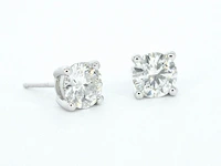 Witgouden diamanten oorbellen van 2.00 carat