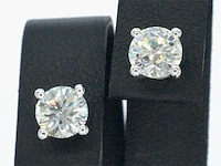Witgouden diamanten oorbellen van 2.00 carat - afbeelding 8 van  9
