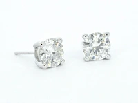 Witgouden diamanten oorbellen van 2.00 carat - afbeelding 1 van  9