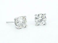 Witgouden diamanten oorbellen van 2.00 carat - afbeelding 1 van  8