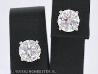 Witgouden diamanten oorbellen van 2.00 carat