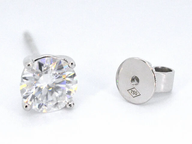 Witgouden diamanten oorbellen van 2.00 carat - afbeelding 9 van  10