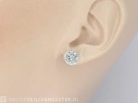 Witgouden diamanten oorbellen van 3.00 carat - afbeelding 2 van  7