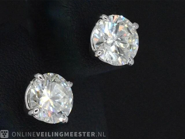 Witgouden diamanten oorbellen van 3.00 carat - afbeelding 3 van  7