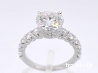 Witgouden diamanten ring met een gemaakte briljant cut van 3.00 carat