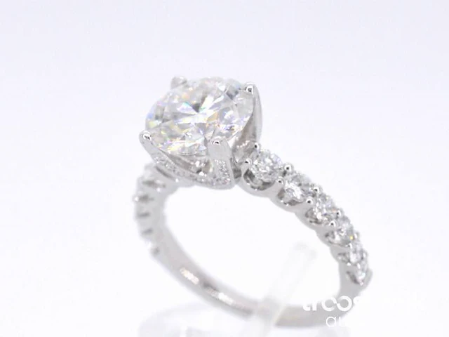 Witgouden diamanten ring met een gemaakte briljant cut van 3.00 carat - afbeelding 3 van  9