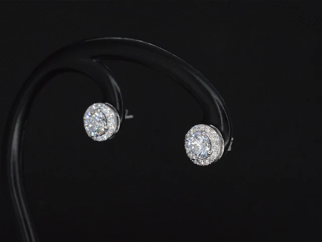 Witgouden diamanten solitair oorbellen van 1.26 carat - afbeelding 4 van  8