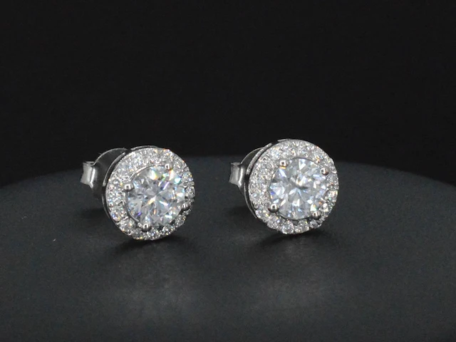 Witgouden diamanten solitair oorbellen van 1.26 carat - afbeelding 7 van  8