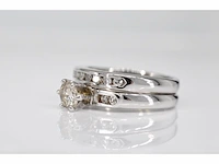 Witgouden dubbele ring met een briljant geslepen diamant - afbeelding 3 van  8