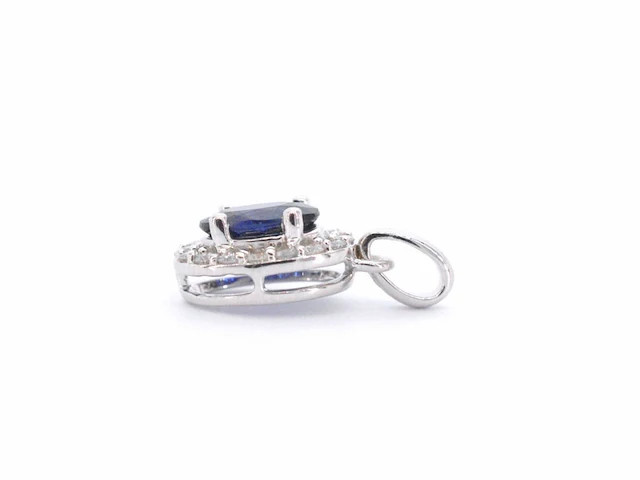 Witgouden entourage hanger met diamanten en saffier, excl. ketting - afbeelding 5 van  6