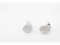 Witgouden entourage oorbellen met diamant - afbeelding 4 van  5