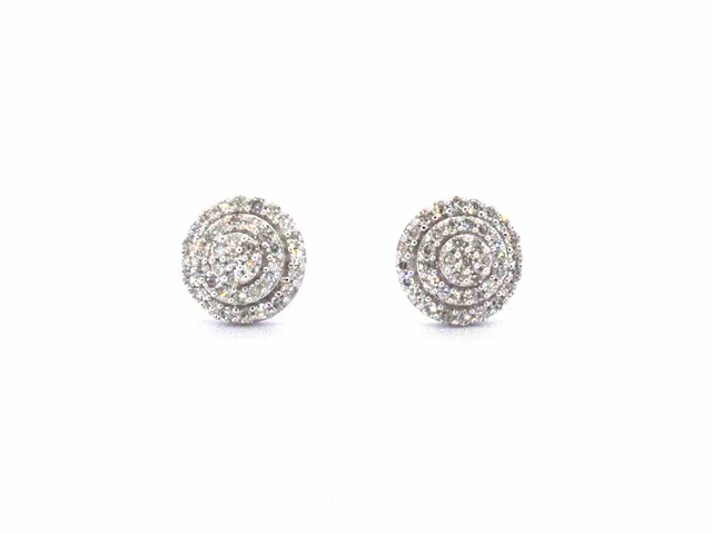 Witgouden entourage oorbellen met diamant - afbeelding 6 van  10