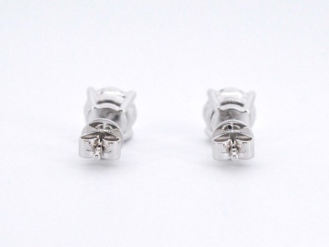 Witgouden entourage oorbellen met diamanten - afbeelding 7 van  9