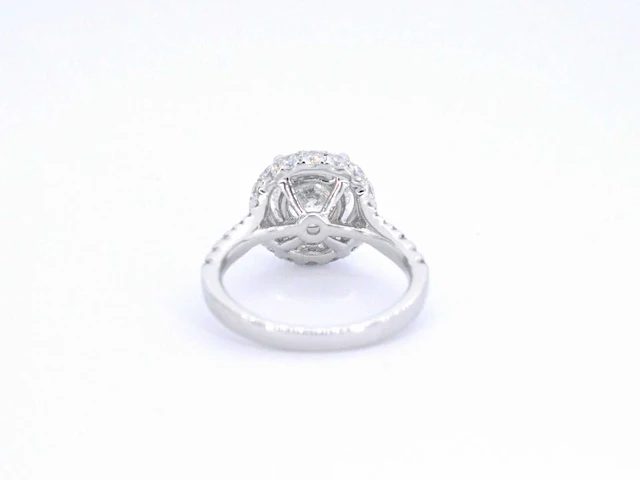 Witgouden entourage ring briljant 2.00 ct - afbeelding 9 van  10