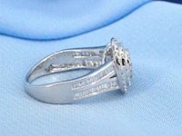 Witgouden entourage ring met 1.00 carat diamanten - afbeelding 5 van  12