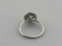 Witgouden entourage ring met diamanten en een briljant - natuurlijk - afbeelding 4 van  9