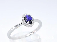 Witgouden entourage ring met diamanten en natuurlijke opaal - afbeelding 5 van  10