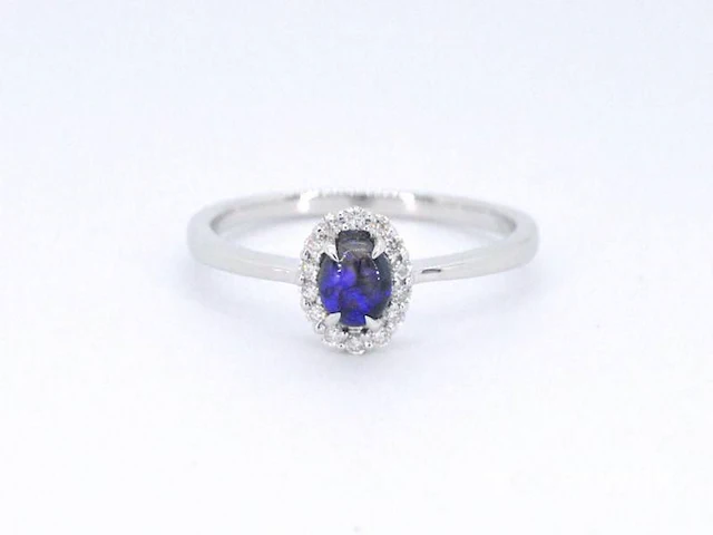 Witgouden entourage ring met diamanten en natuurlijke opaal - afbeelding 7 van  10