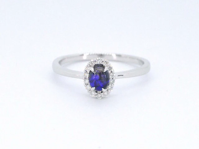 Witgouden entourage ring met diamanten en natuurlijke opaal - afbeelding 6 van  10