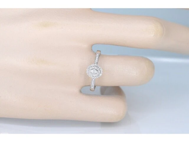 Witgouden entourage ring met diamanten - afbeelding 2 van  6