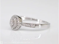 Witgouden entourage ring met diamanten - afbeelding 3 van  6