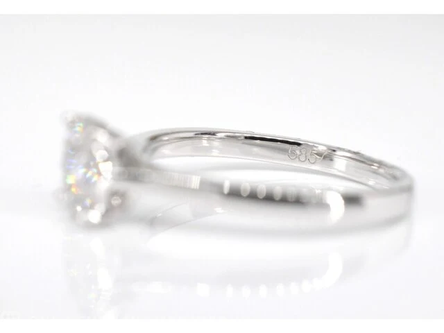 Witgouden entourage ring met diamanten - afbeelding 5 van  5