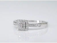 Witgouden entourage ring met diamanten - afbeelding 3 van  9