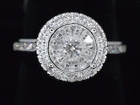 Witgouden entourage ring met diamanten - afbeelding 1 van  5