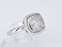 Witgouden entourage ring met diamanten - afbeelding 3 van  9