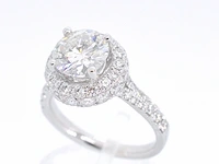 Witgouden entourage ring met een briljant geslepen diamant 2.00 carat - afbeelding 4 van  10